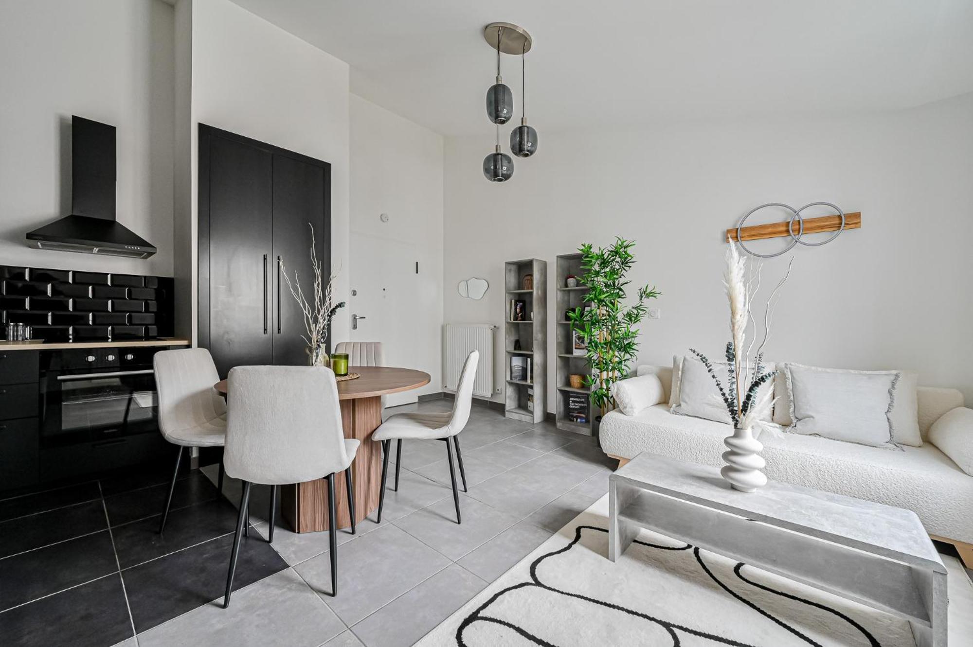 Le Nid - Proche Paris & Disney - Parking - Wifi Вилье-сюр-Марн Экстерьер фото